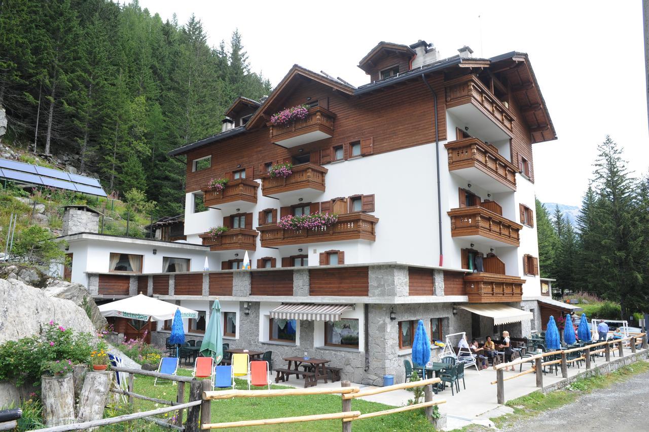 Hotel Gembro Chiesa in Valmalenco Εξωτερικό φωτογραφία
