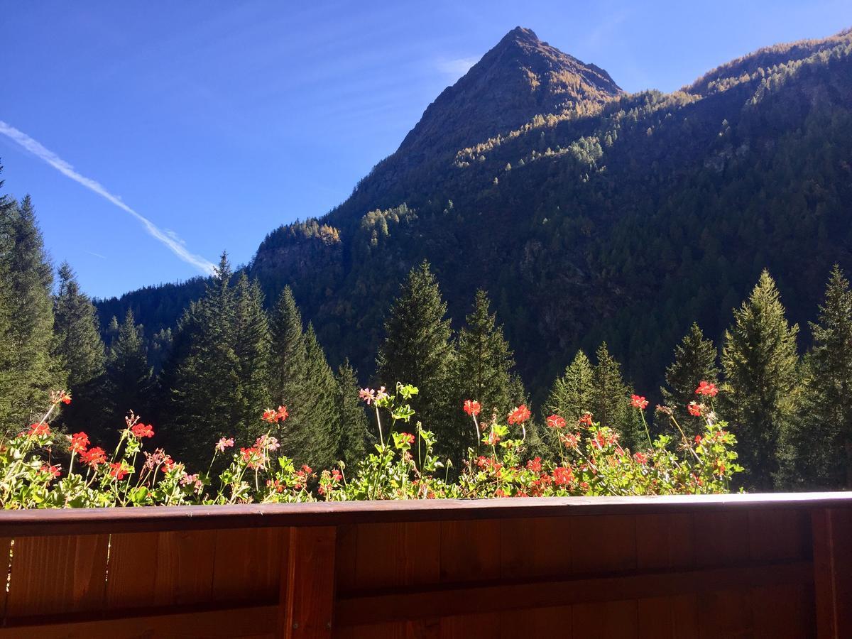 Hotel Gembro Chiesa in Valmalenco Εξωτερικό φωτογραφία