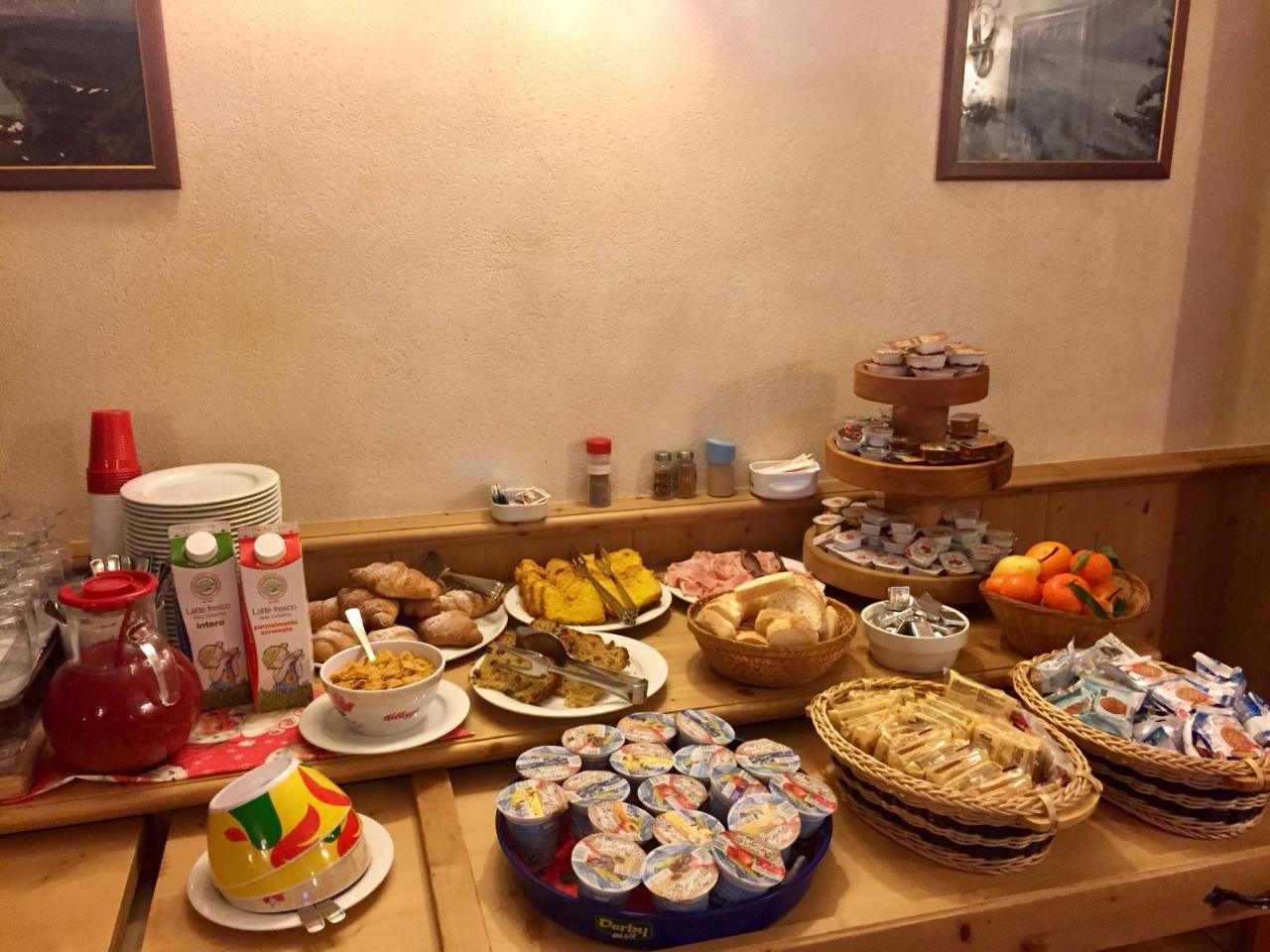 Hotel Gembro Chiesa in Valmalenco Εξωτερικό φωτογραφία