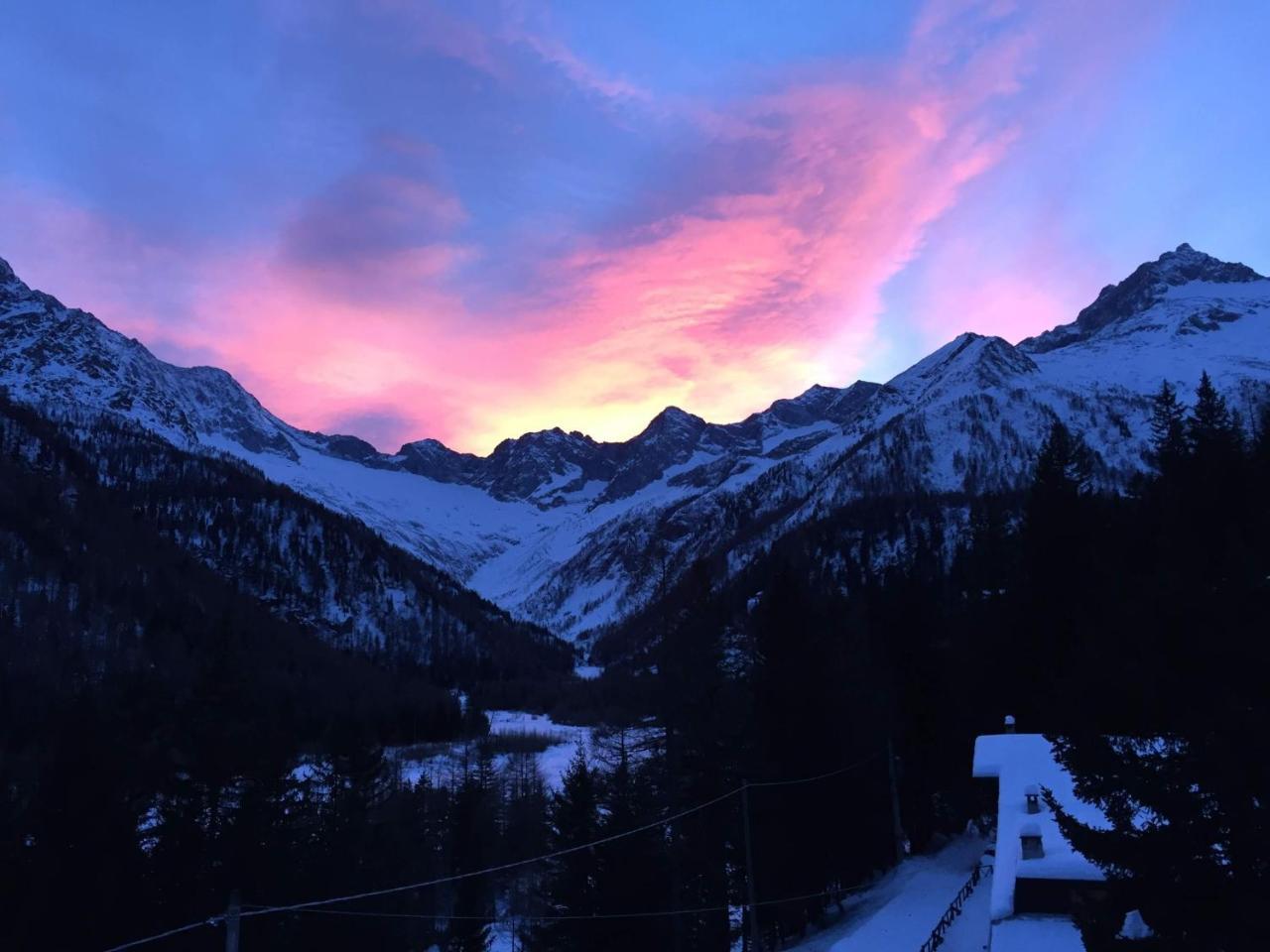 Hotel Gembro Chiesa in Valmalenco Εξωτερικό φωτογραφία